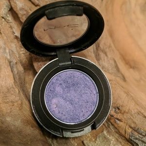 MAC Parfait Amour Eye Shadow